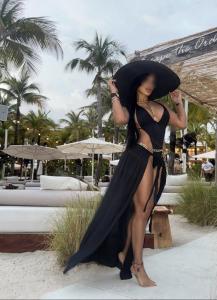 614754186: Chica busca chico en Barcelona