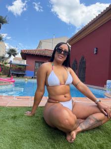 661124408: Chica busca chico en Murcia