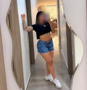 612290564: Chica busca chico en Madrid