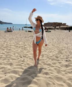 611325047: Transexual en Ibiza