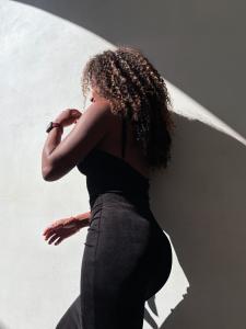 607827908: Chica busca chico en Málaga