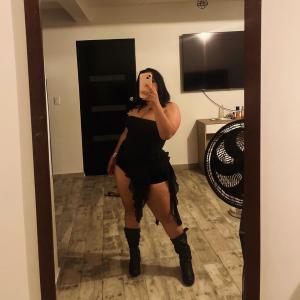 613644433: Chica busca chico en Tarragona