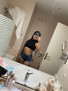 691278340: Chica busca chico en Cádiz