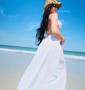 665450379: Chica busca chico en Segovia