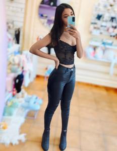 624035213: Chica busca chico en Almería