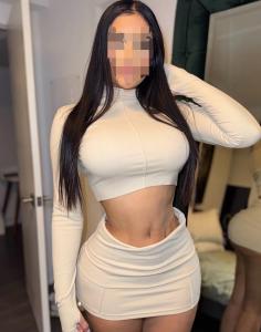 643599610: Chica busca chico en La Coruña