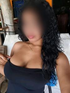 743027094: Chica busca chico en Madrid