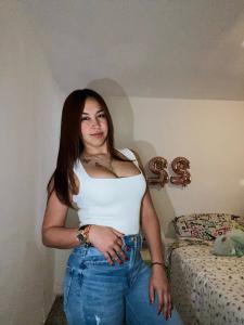 604258038: Chica busca chico en Madrid