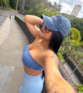 613891596: Chica busca chico en La Coruña
