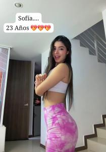 672877469: Chica busca chico en León