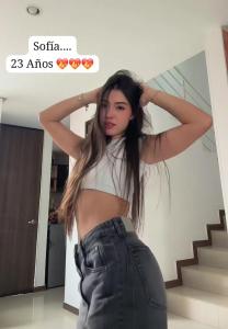 672877469: Chica busca chico en León