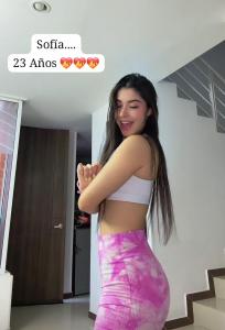 672877469: Chica busca chico en León