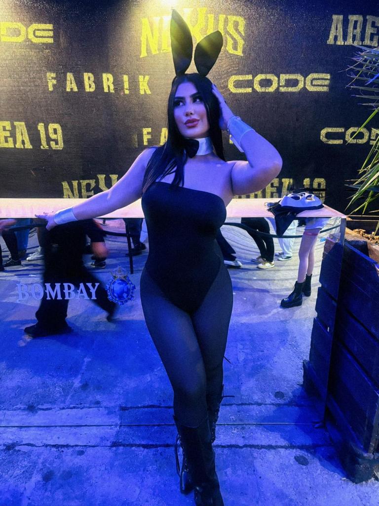 Chica busca chico en Almería: 
