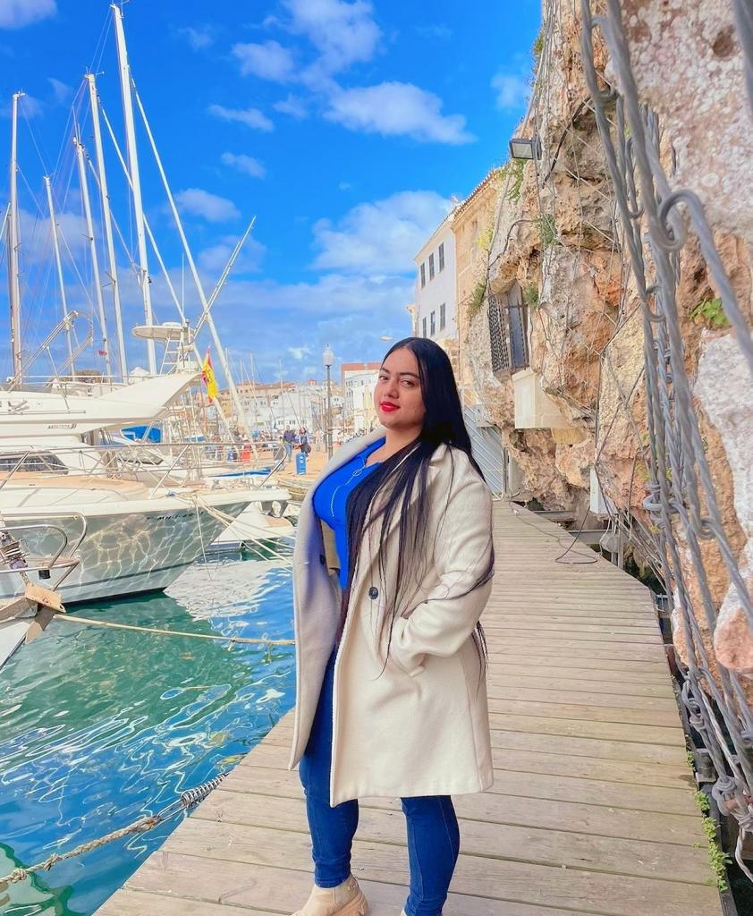 672130438: Chica busca chico en Menorca