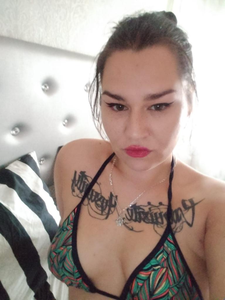 634287277: Chica busca chico en Almería
