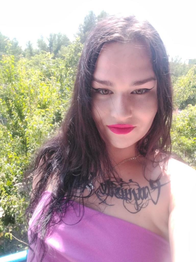 634287277: Chica busca chico en Almería