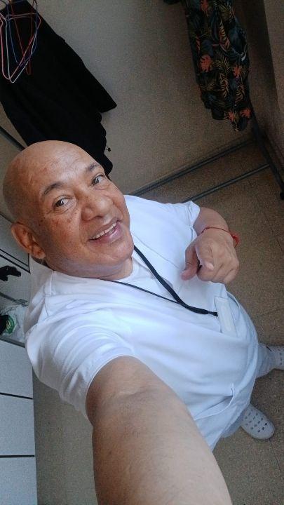 Chico busca chica en Barcelona: 