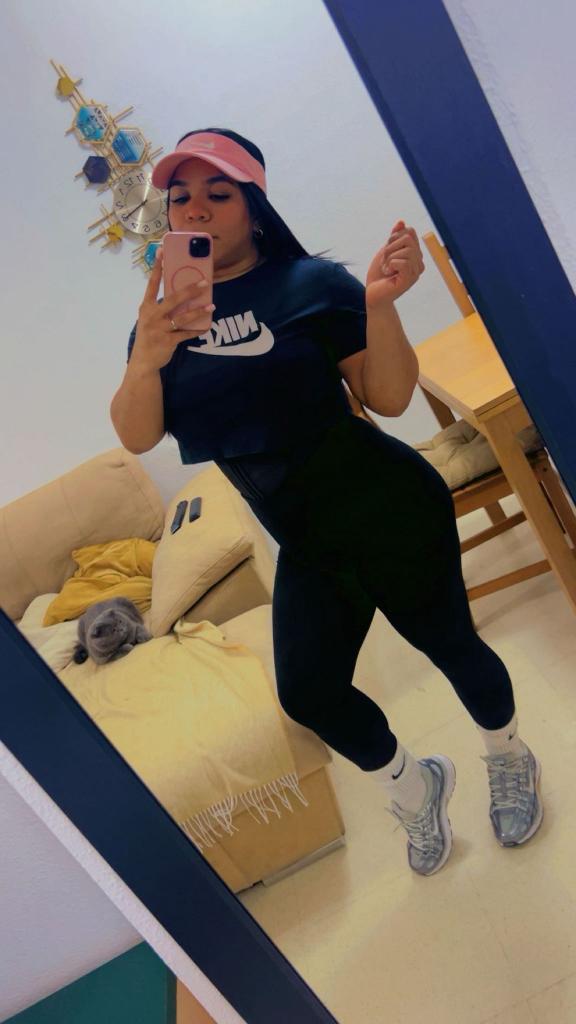 664207015: Chica busca chico en Córdoba