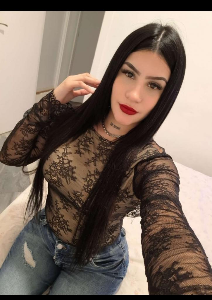 Chica busca chico en Sevilla: 