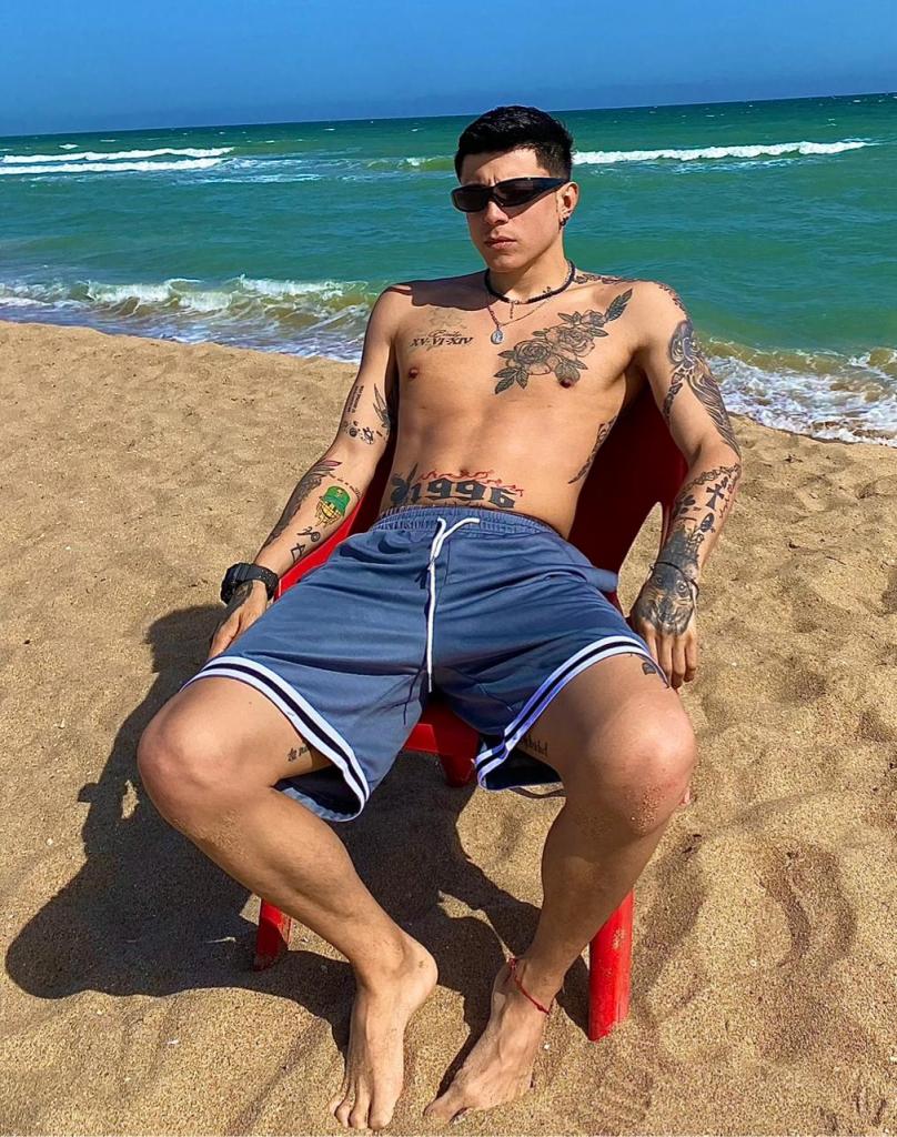 Chico busca chica en Barcelona: 
