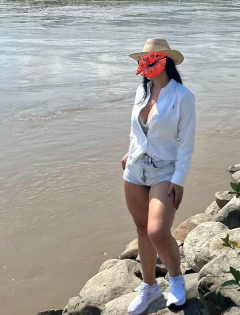 Chica busca chico en Alicante: 