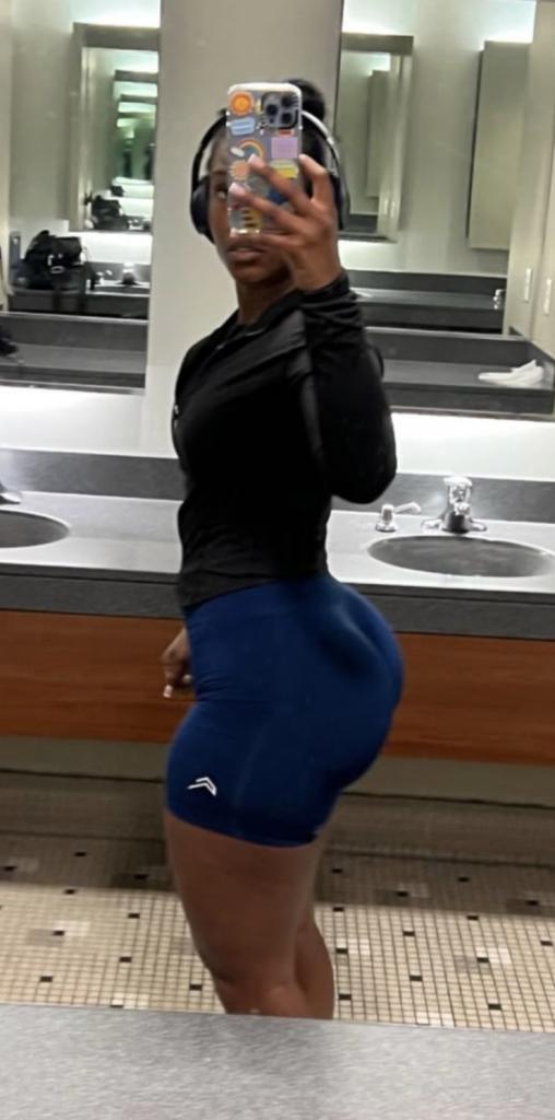 Chica busca chico en Granada: 