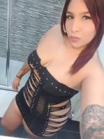 672047792: Chica busca chico en Sevilla
