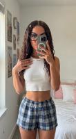 643075551: Chica busca chico en Ibiza