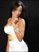 663250843: Chica busca chico en Barcelona