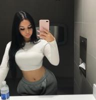672527906: Chica busca chico en Tarragona