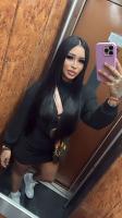 647315397: Chica busca chico en Madrid