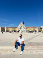 624936070: Chico busca chica en Zaragoza