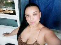631932217: Chica busca chico en Barcelona