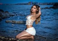 613434794: Chica busca chico en Alicante