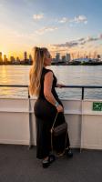 647261093: Chica busca chico en Málaga