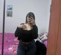 634867815: Chica busca chico en Barcelona
