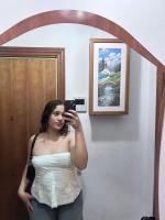 634867815: Chica busca chico en Barcelona