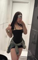 697702554: Chica busca chico en Málaga