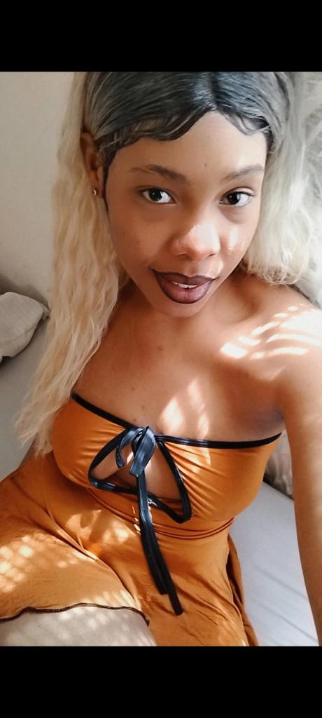 603827397: Chica busca chico en Granada