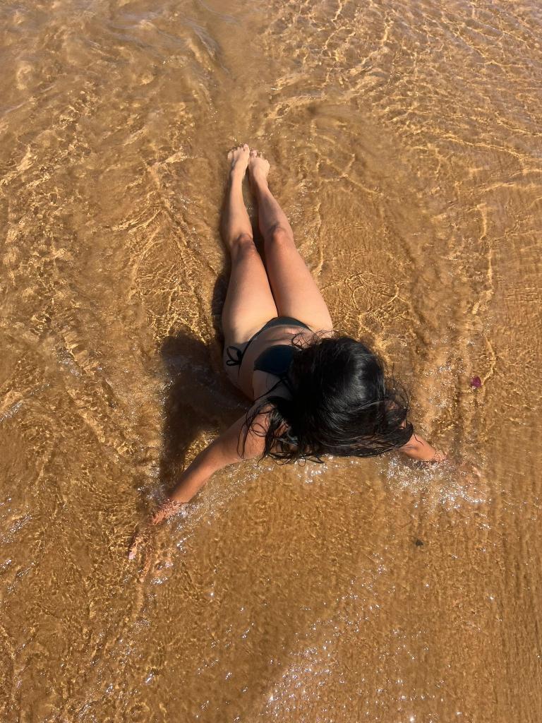 643217322: Chica busca chico en Tenerife