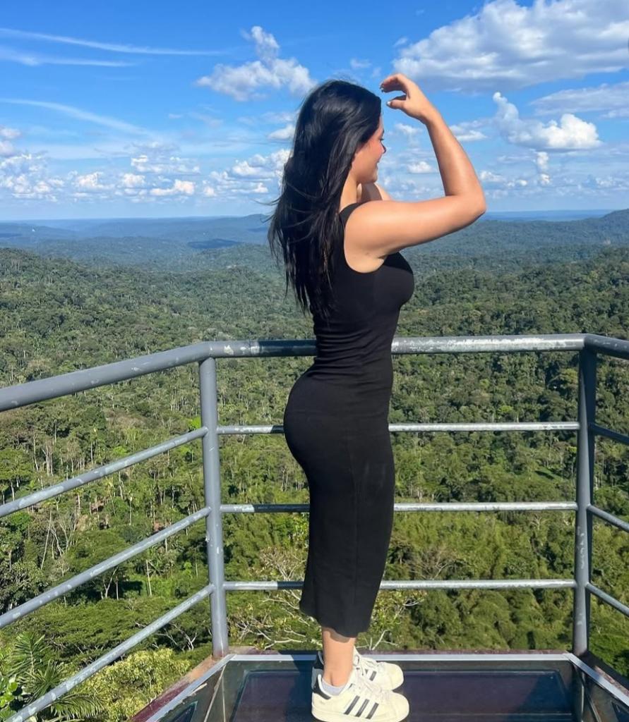 Chica busca chico en Menorca: 