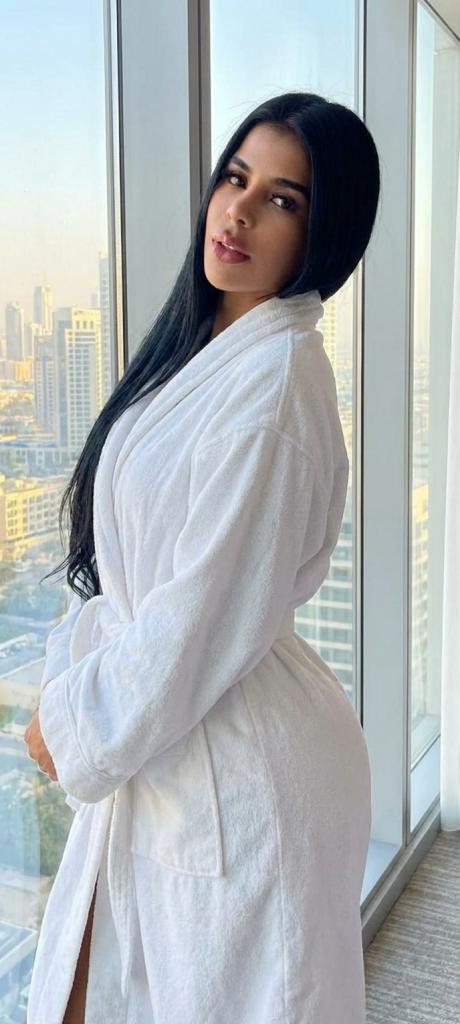 685990271: Chica busca chico en Valencia