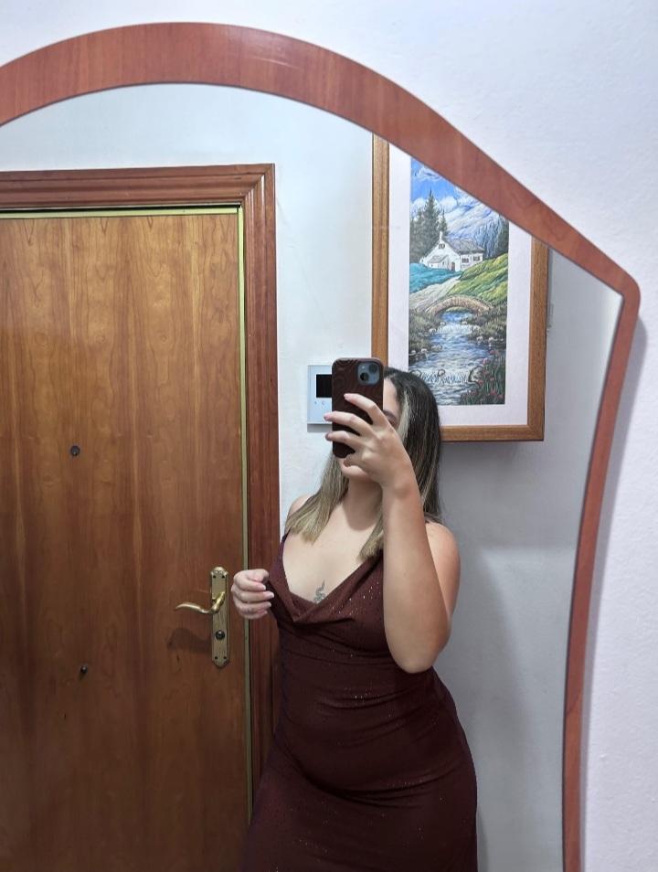 634867815: Chica busca chico en Barcelona