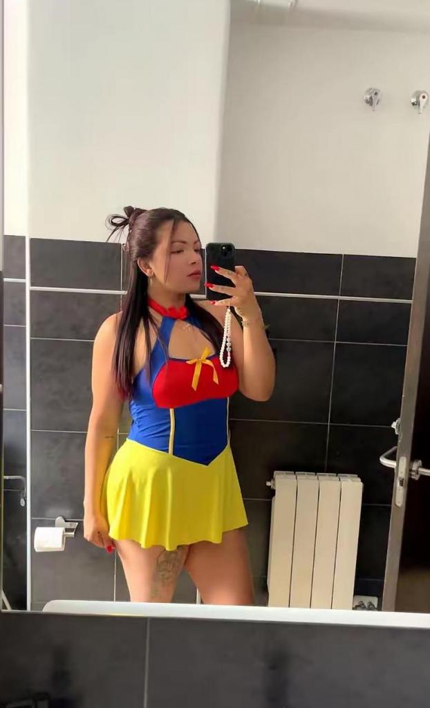 Chica busca chico en Granada: 