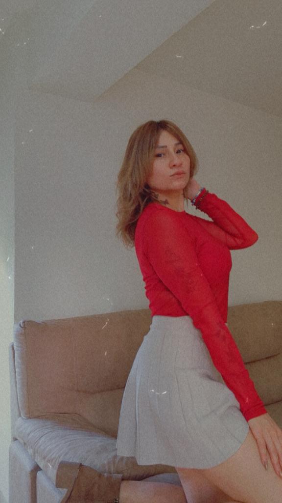 613320357: Chica busca chico en Granada