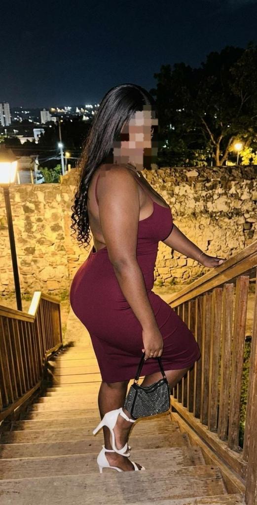 Chica busca chico en Zaragoza: 