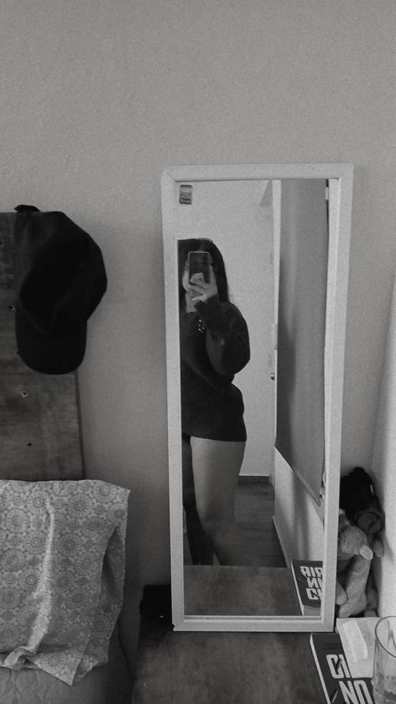 Chica busca chico en Sevilla: 