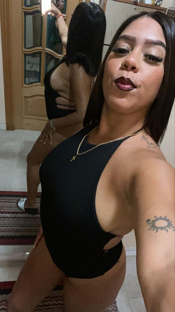 Chica busca chico en Almería: 