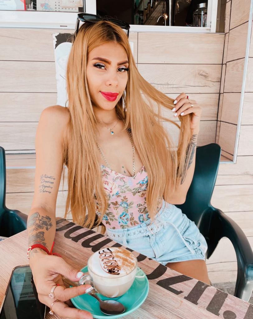 Chica busca chico en Cádiz: 