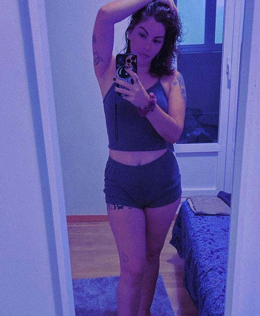 636851764: Chica busca chico en Málaga